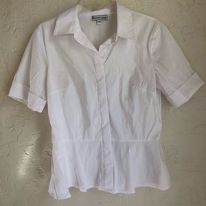 Short sleeve white button down top